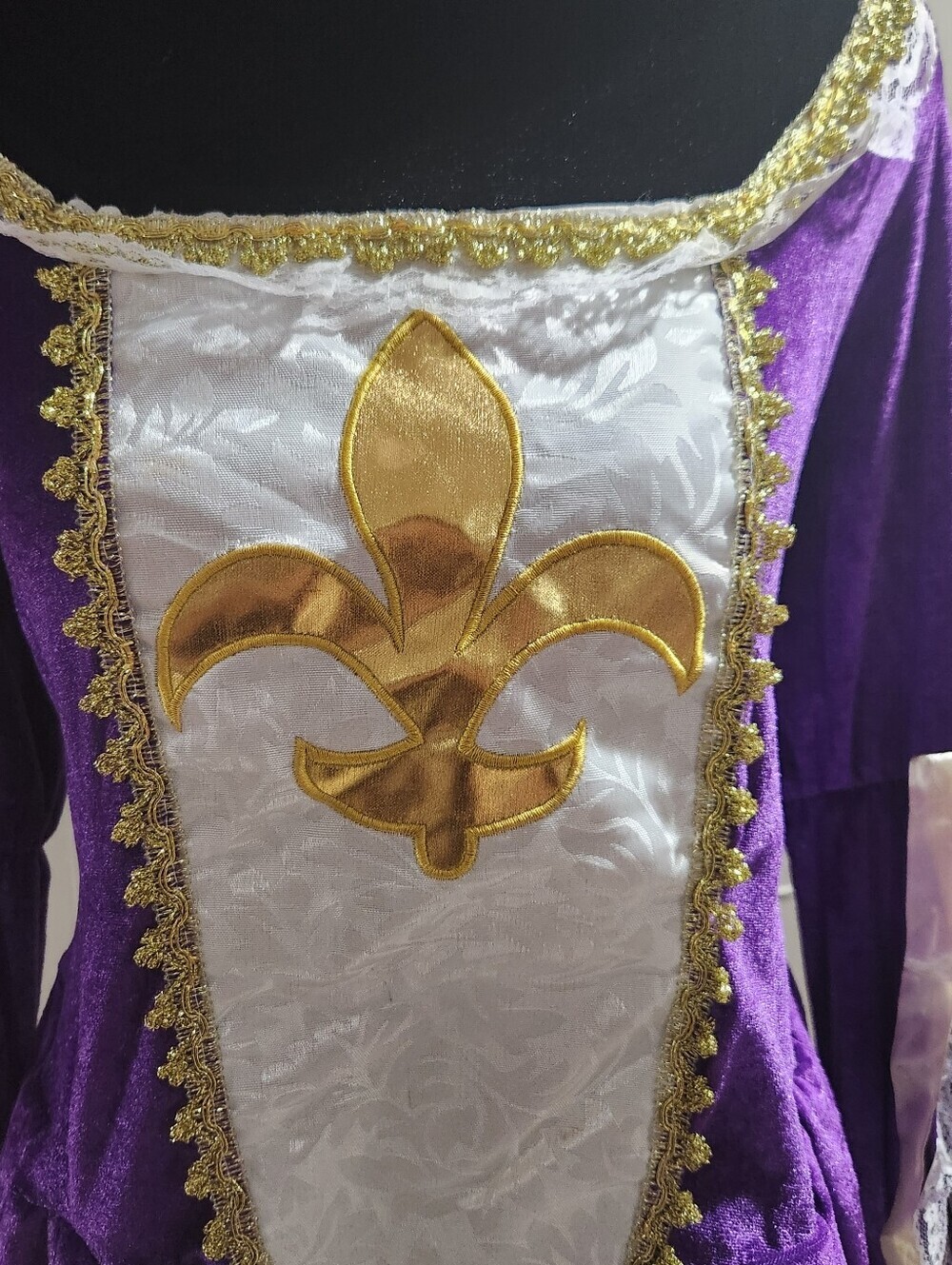 Spirit Halloween Beautiful purple pirate costume dress size S/M 4 pcs - Picture 6 of 10
